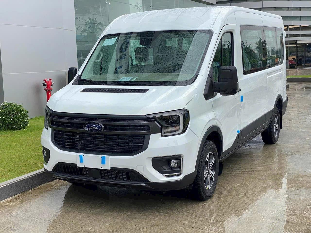 Xe 16 chỗ