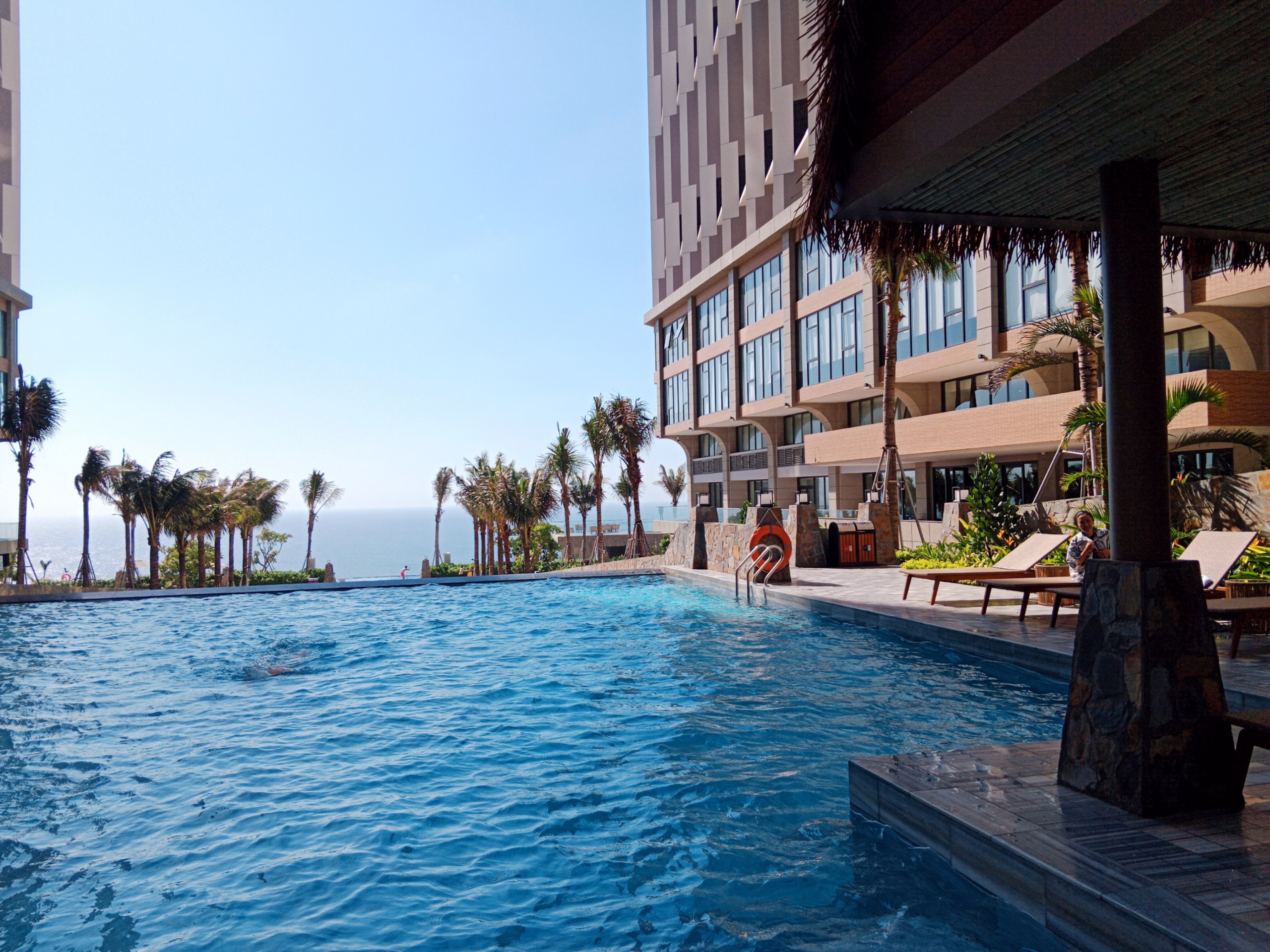 Kinh nghiệm đặt phòng Apec Mandala Mui Ne Beach Apart-Hotel trước chuyến đi Mũi Né