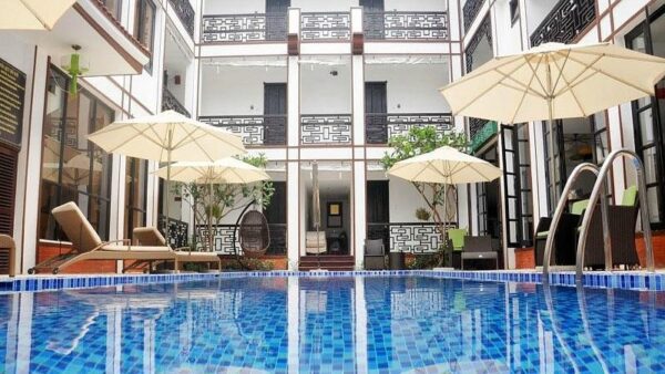 Review khách sạn Vĩnh Hưng: Giá rẻ có nên ở?