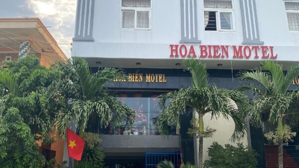 Review Nhà Nghỉ Hoa Biển Mũi Né: Giá, Vị Trí