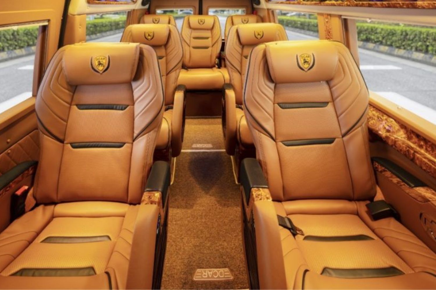 Mui Ne to Saigon private car offers convenient hotel-to-airport transfers