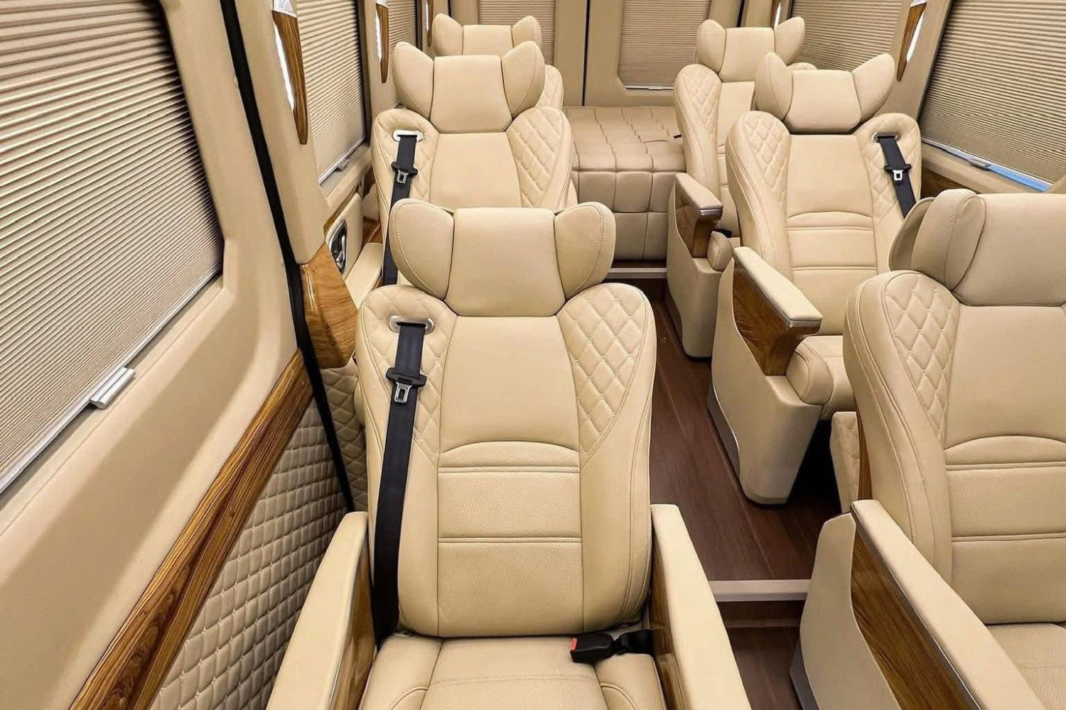 Saigon Airport to Mui Ne private car ensures smooth, direct airport transfers