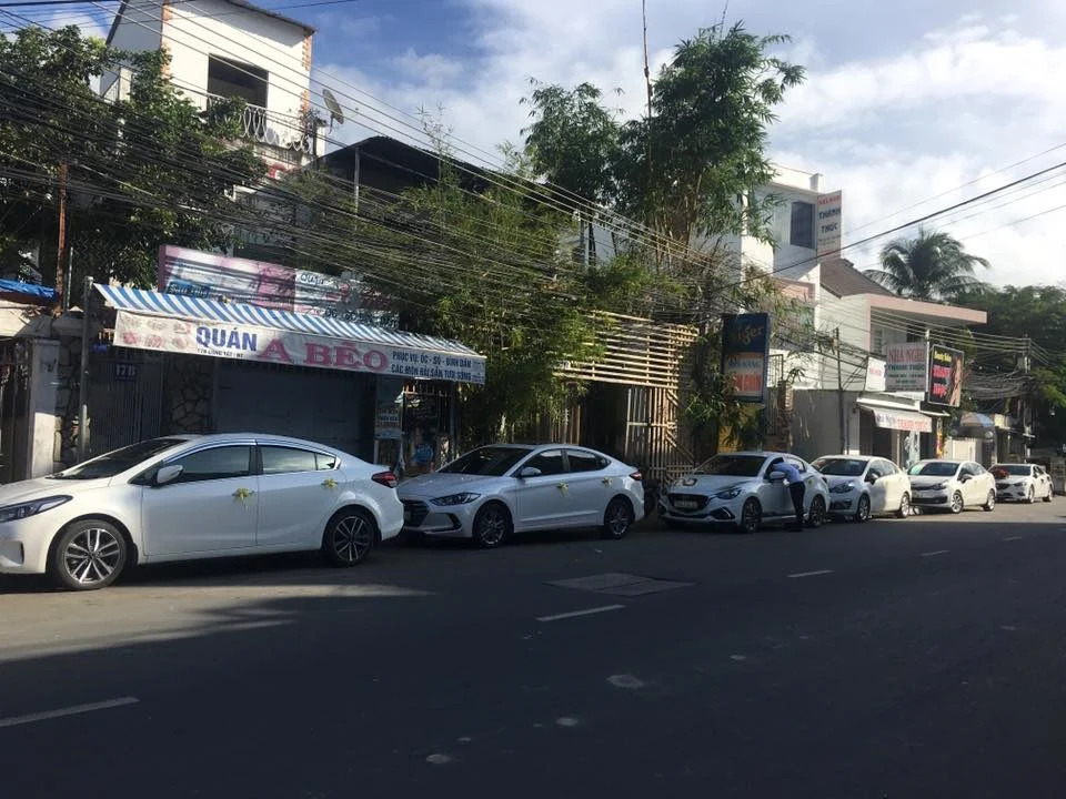 The expressway offers a faster, smoother journey than Highway 1A, reducing travel time between Nha Trang and Mui Ne The expressway offers a faster, smoother journey than Highway 1A, reducing travel time between Nha Trang and Mui Ne